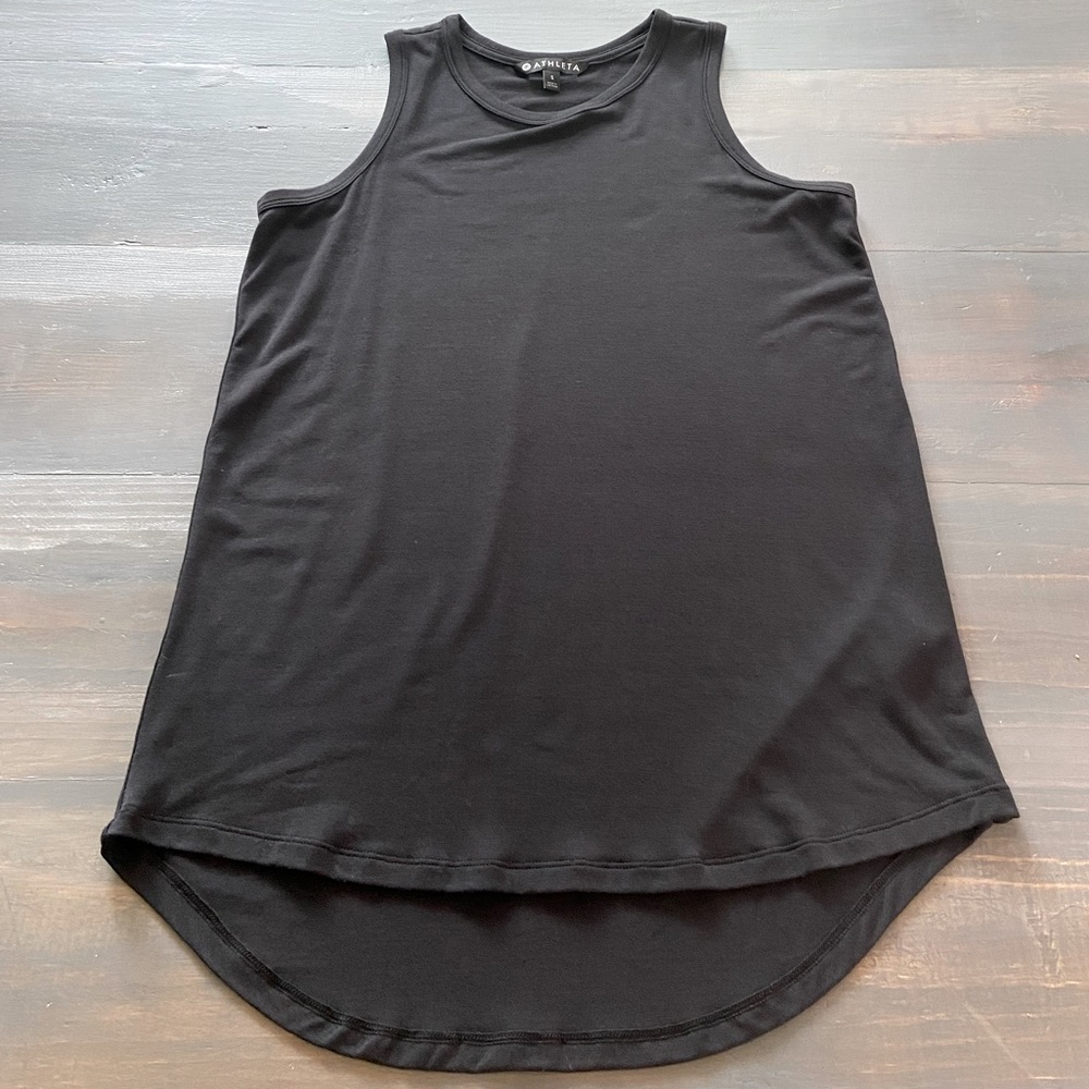 Athleta Women’s Crew Neck Tank Top